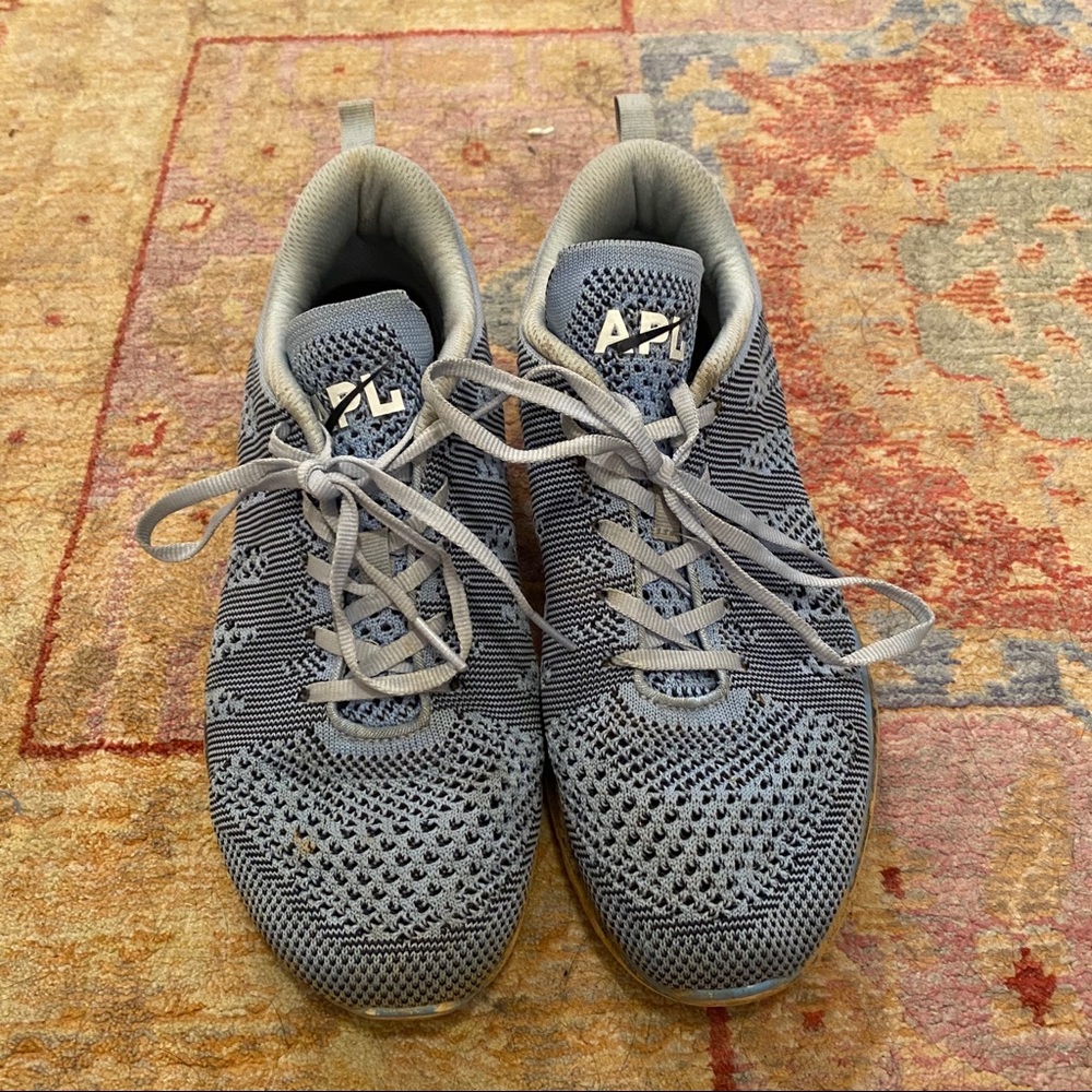 Apl running shoes